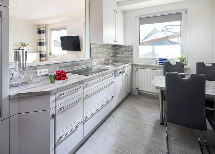 アパート Puuster